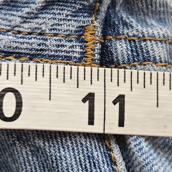 Levis Premium Denim Skinny Straight Leg Jeans Tag Size 34x30 (Actual 32x27.5) - Picture 11 of 13